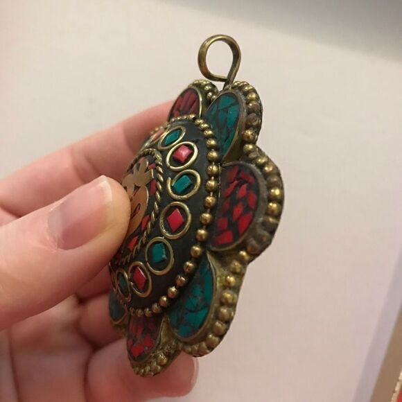 Vintage Om Amulet - Picture 2 of 3